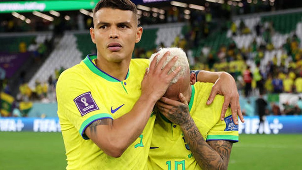 Thiago Silva criticó la posición de  Julián Álvarez en los premios The Best.