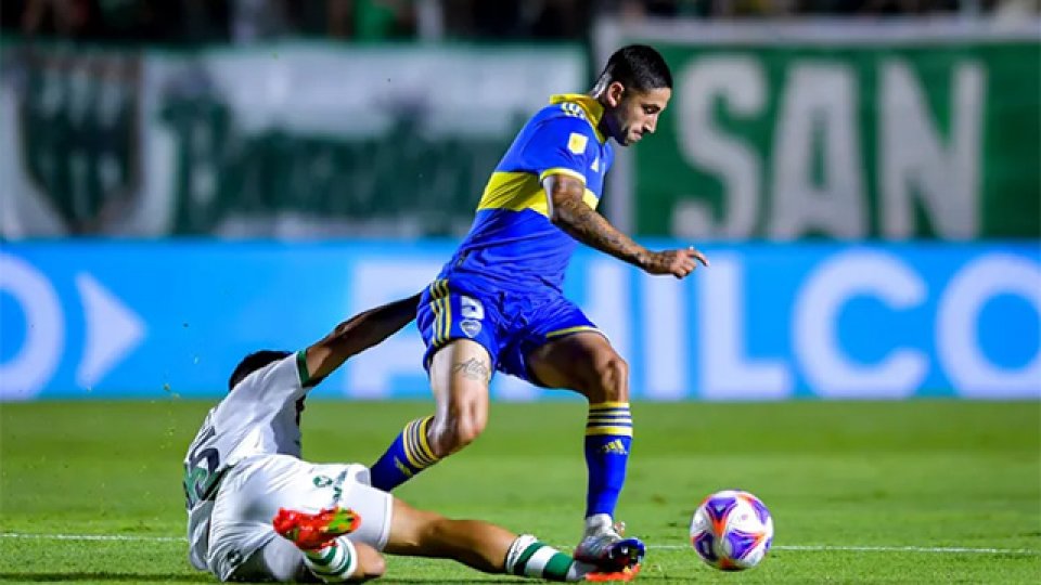 Boca perdió con Banfield y se alejó de la punta en la Liga Profesional.
