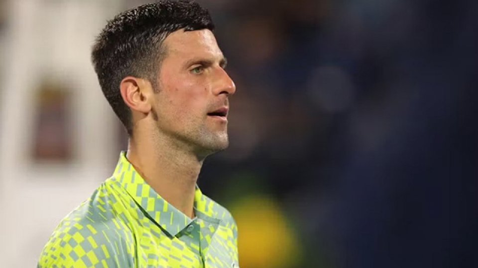 Djokovic seguirá sin jugar en EEUU por no vacunarse contra el Covid-19.