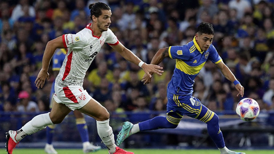 Boca perdió 3-2 con Instituto en la Bombonera y sumó un nuevo traspié.