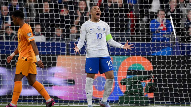 Mbappé marcó un doblete en el 4-0 de Francia a Países Bajos.