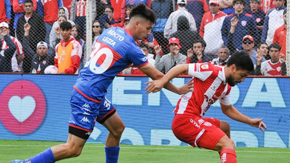 Unión mereció más pero igualó con Tigre en el estreno de Méndez.