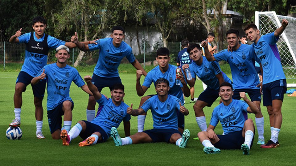 Argentina enfrenta a Ecuador por el Sudamericano Sub 17.