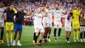 El Sevilla de los argentinos goleó y eliminó al United de Lisandro Martínez
