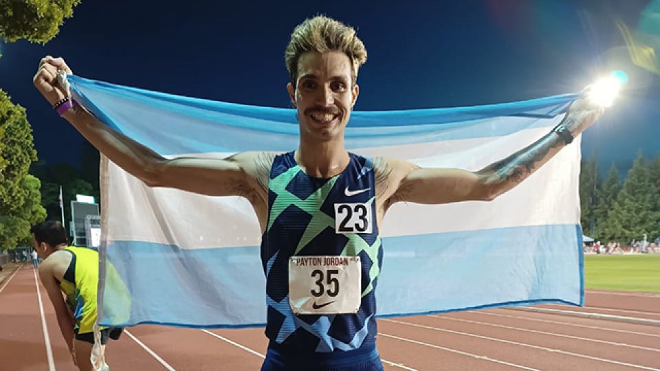 Bruno marcó el récord sudamericano en los 5000 metros llanos en California.