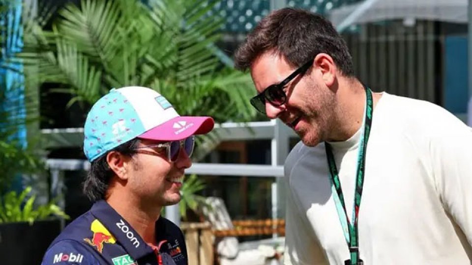Del Potro asistió al GP de Fórmula 1 en Miami y saludó a Checo Pérez.