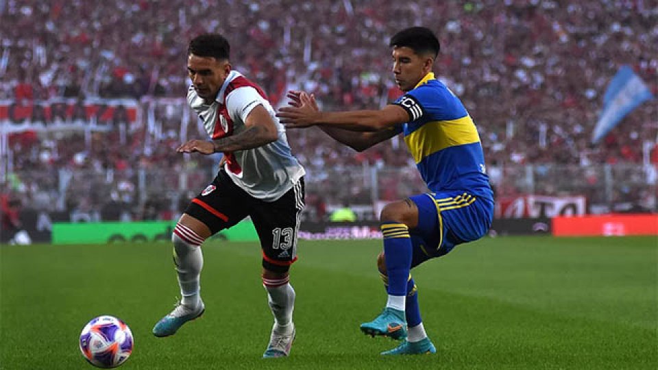 River venció a Boca en un final polémico y caliente en el Monumental.