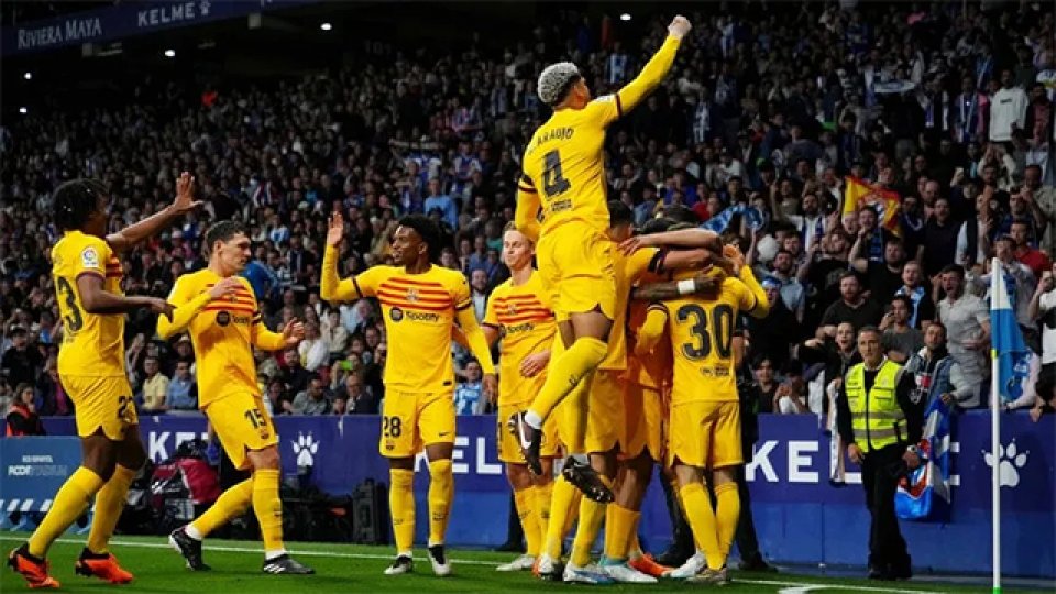 Barcelona se coronó campeón en España.
