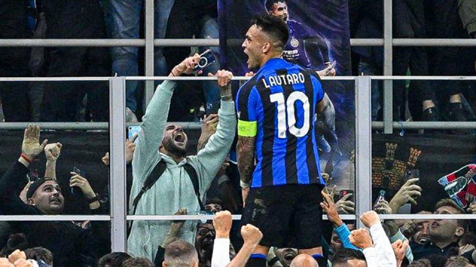 Lautaro festejó su gol con los hinchas e Inter está en final de Champions.
