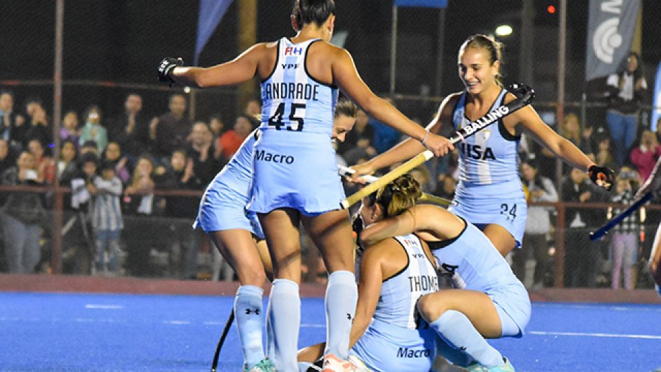 Las Leonas vencieron 3-0 a Uruguay en un amistoso en Salta.