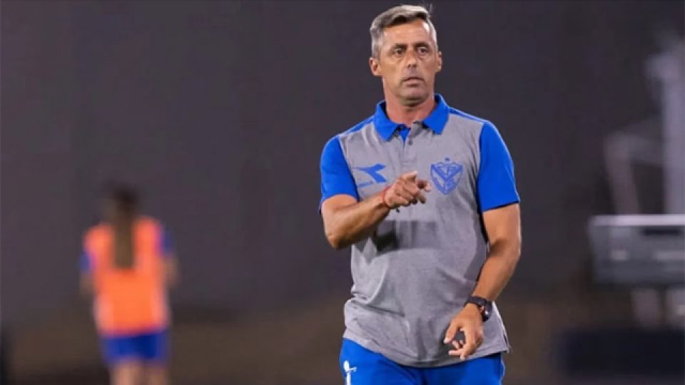 Falleció uno de los técnicos de la reserva de Vélez antes de un partido.