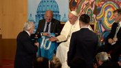 El presidente de Napoli le propuso al papa Francisco un amistoso con San Lorenzo