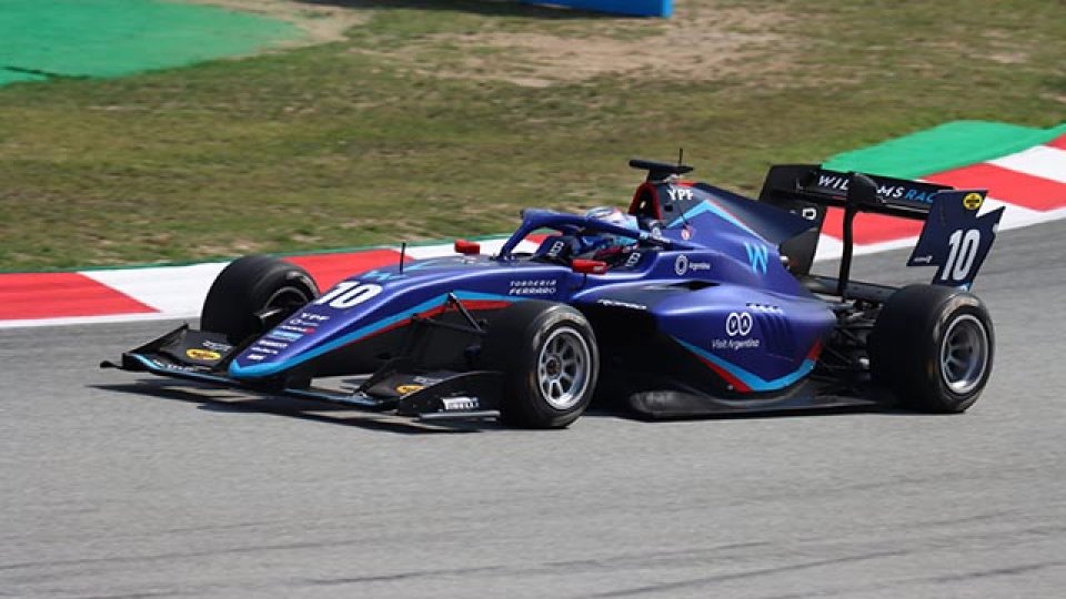 El argentino Colapinto se subió al podio en la final de la Fórmula 3 en España.