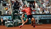 Djokovic sigue firme en Roland Garros y superó un récord de Nadal
