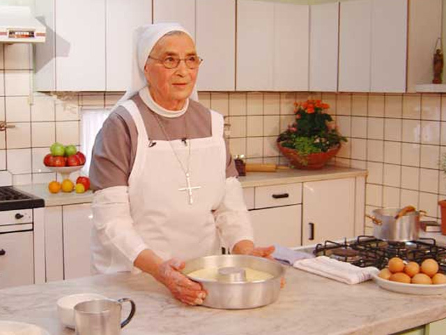 Murió la Hermana Bernarda, que se hizo famosa por sus recetas de repostería  - Espectáculos 