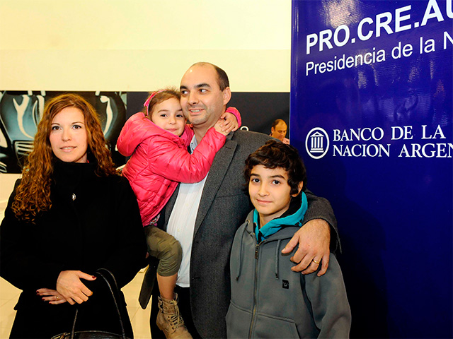 Entregaron los primeros autos vendidos a trav&eacute;s de Procreauto