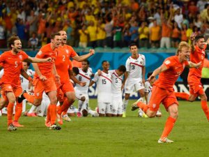 Argentina tiene rival: jugará con Holanda, que superó a Costa Rica por penales
