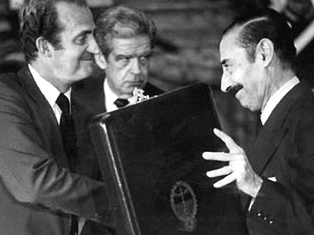 Jorge Rafael Videla y el rey Juan Carlos de España.