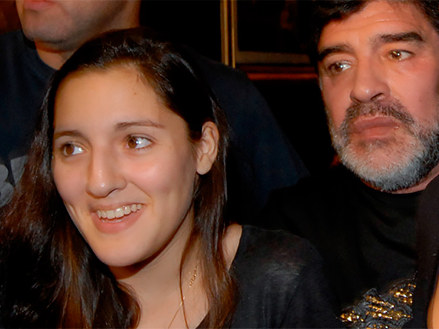 Jana Maradona y su padre. (NA)