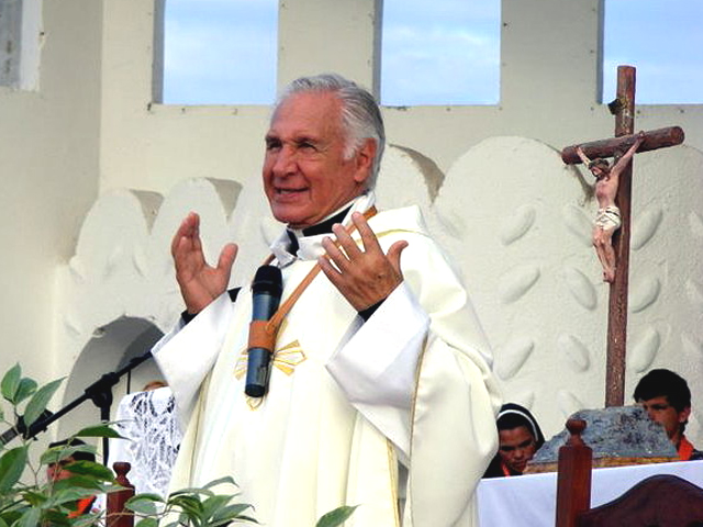 Oro Verde ultima detalles para recibir al Padre Darío Betancourt - Paraná -  