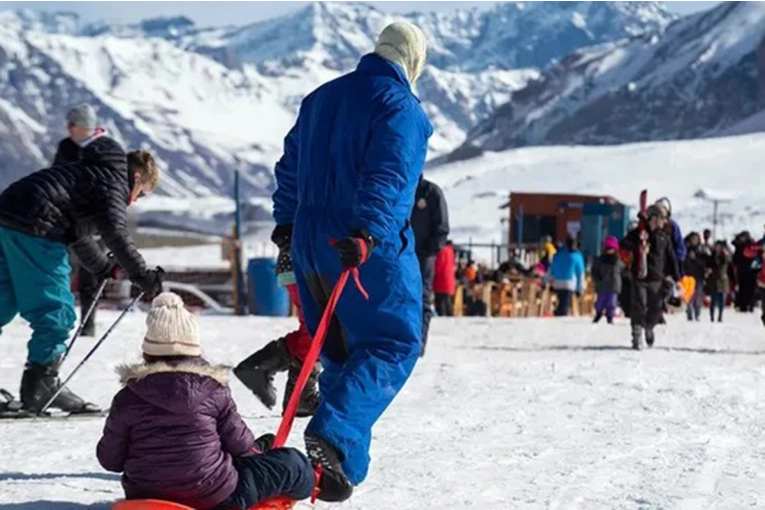 Vacaciones de invierno: el gasto promedio familiar ya supera los $2,4 millones