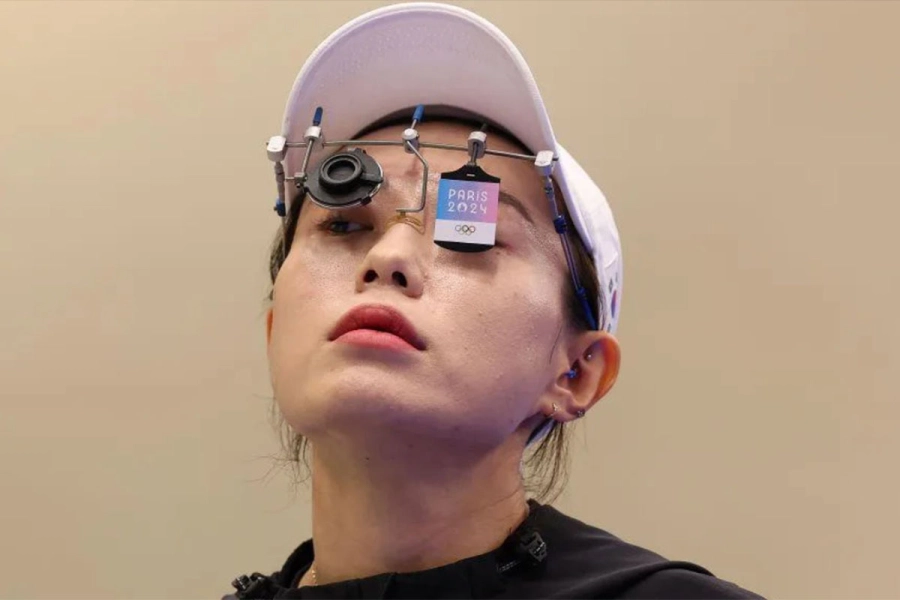 La actitud de la tiradora surcoreana Kim Yeji se ha vuelto en viral y tambi&eacute;n recibi&oacute; una medalla de plata en los 10 metros de pistola de aire.