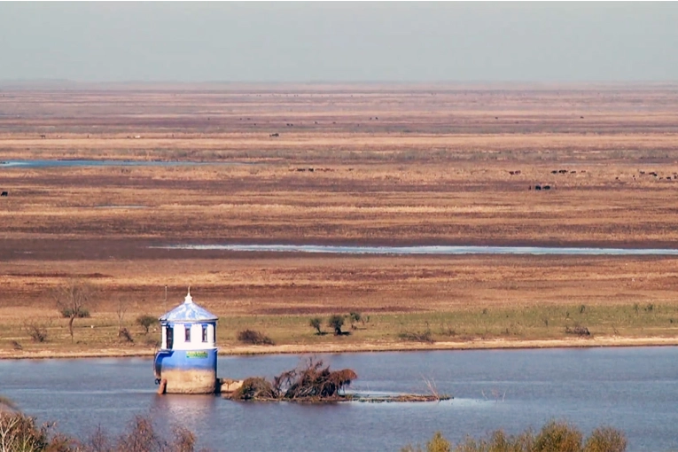 Pescadores de Victoria manifestaron su preocupación por la bajante del río