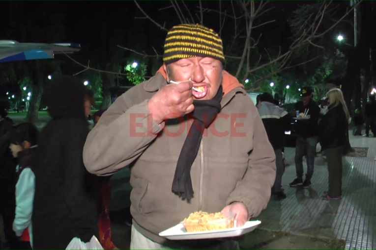 ONG "Un Cielo Nuevo" entregó más de 600 viandas para personas en situación de calle