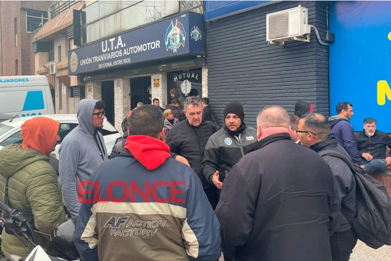 Paro de colectivos: choferes analizan en UTA los pasos a seguir