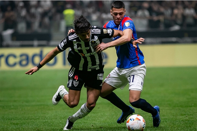 San Lorenzo perdió con Atlético Mineiro y quedó eliminado: video del 1-0