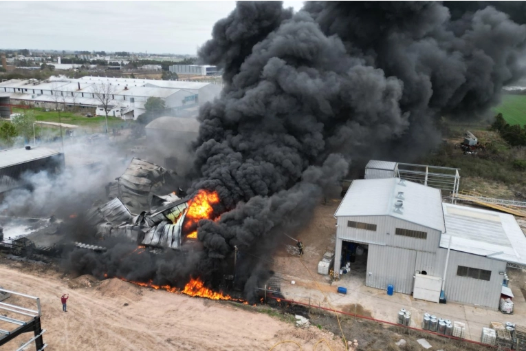 Mantendrán nueve puestos de trabajo en fábrica incendiada de Gualeguaychú