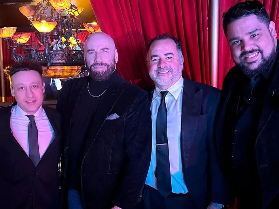 Travolta qued&oacute; fascinado con la orquesta y el espect&aacute;culo de tango