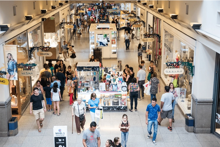 Día del Empleado de Comercio: qué negocios abrirán y cuáles permanecerán cerrados
