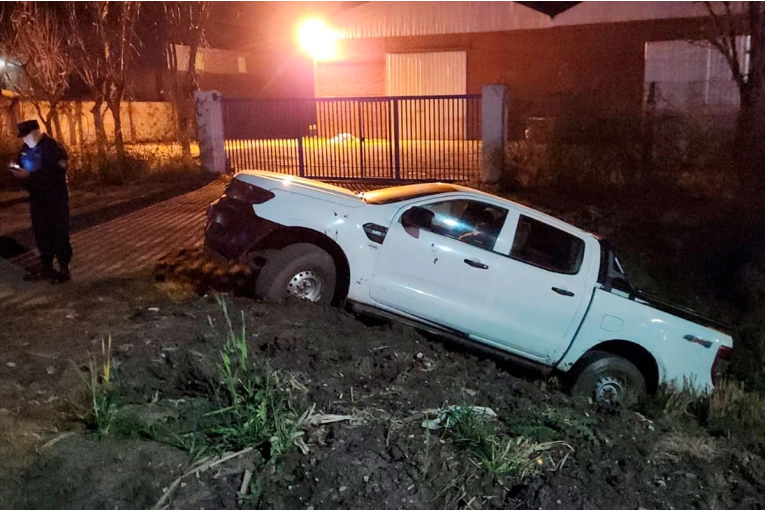 Confirman la identidad de hombre hallado muerto en camioneta: qué y cómo ocurrió