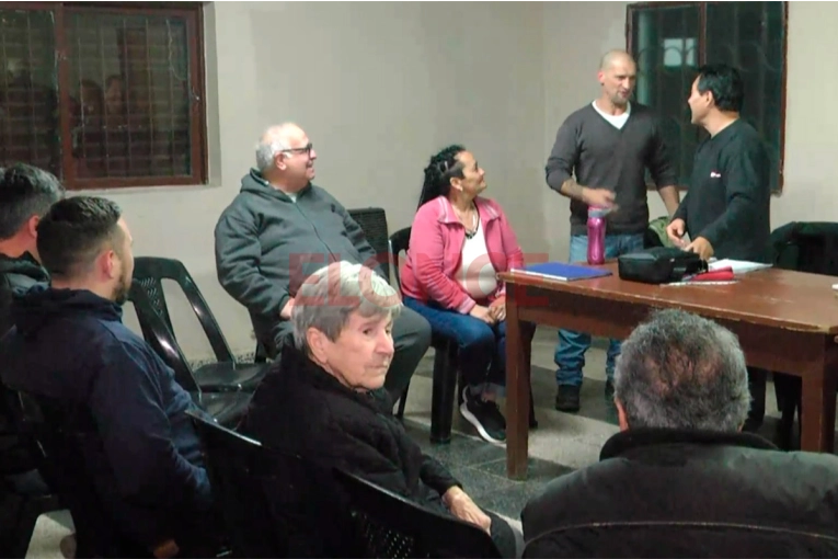 La Asamblea Ciudadana Vecinalista abordó problemas de barrios y transporte en Paraná