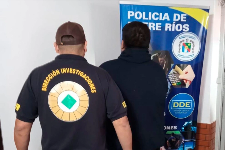 Millonaria estafa a estación de servicio de Paraná: arrestaron a una persona