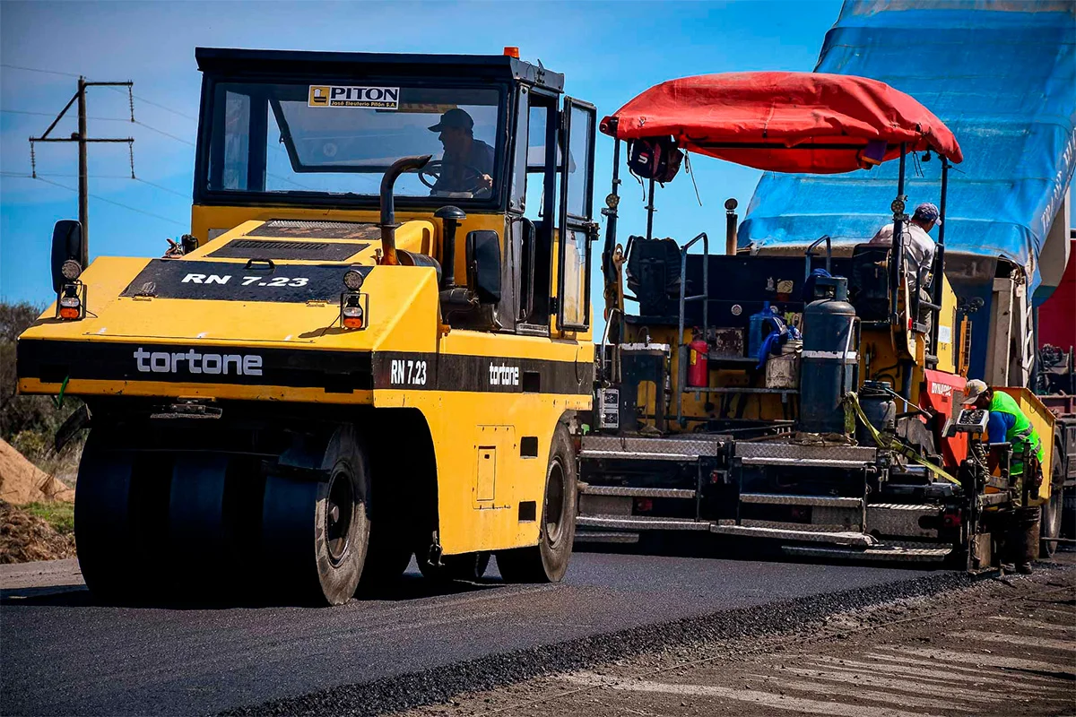 Vialidad avanza con financiamiento externo y obras en más de 800 kilómetros