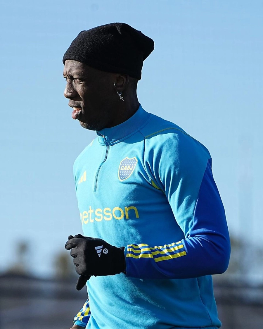 Adv&iacute;ncula quiere dejar atr&aacute;s la molestia en el tend&oacute;n de Aquiles.