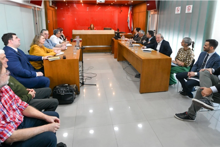 Conciliación docente: Provincia presentó nueva oferta de recomposición salarial a los gremios