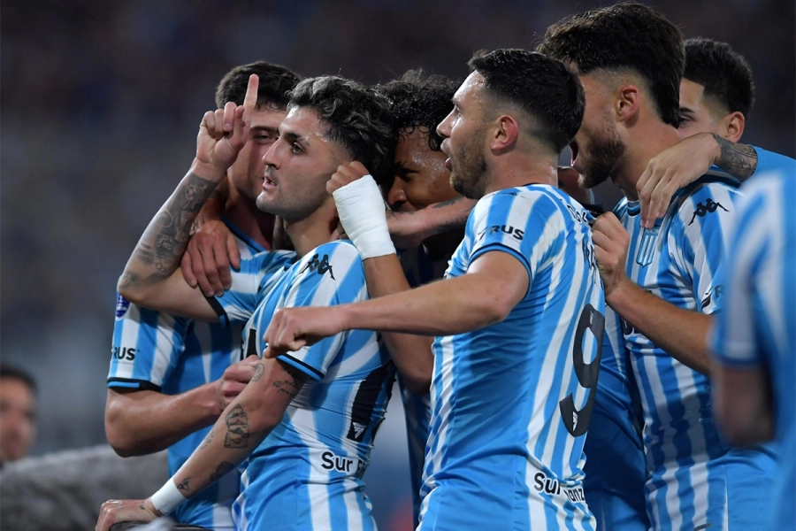 Racing va por la Sudamericana.