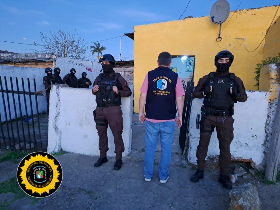 Allanamientos por narcomenudeo en Concordia. (foto: Polic&iacute;a de Entre R&iacute;os)