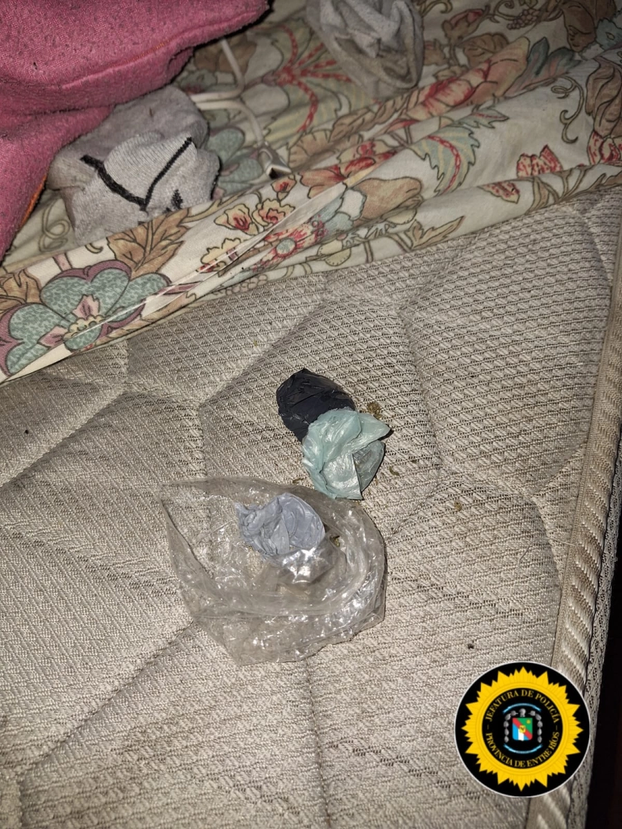 Desbarataron un kiosco de drogas en Paran&aacute;. (foto: Polic&iacute;a de Entre R&iacute;os)