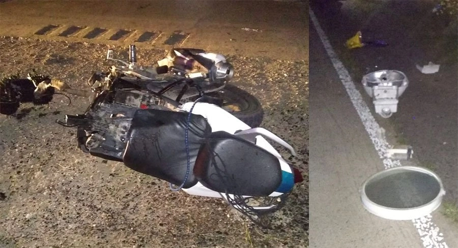 La moto qued&oacute; partida en dos tras el choque. (foto: 03442)