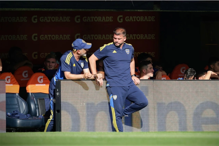 Mariano Herrón comienza un nuevo interinato como entrenador de Boca