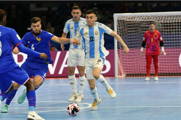 La Selección Argentina venció a Francia y jugará la final del Mundial de futsal