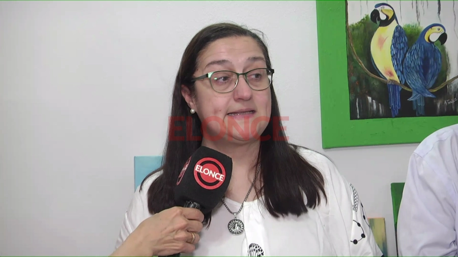 Estela, integrante de la Uni&oacute;n Suiza. Foto: Elonce