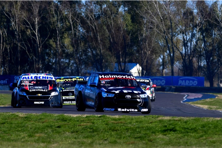 El TC Pick Up define al campeón de la Copa: con Werner, 11 pilotos tienen chances