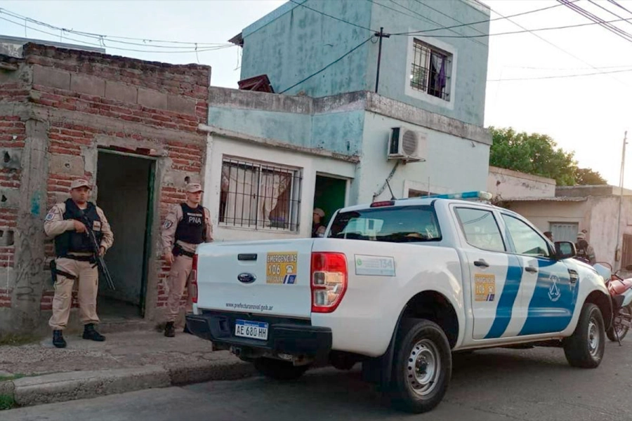 Allanamiento en Concordia. (Imagen: Prefectura Naval)