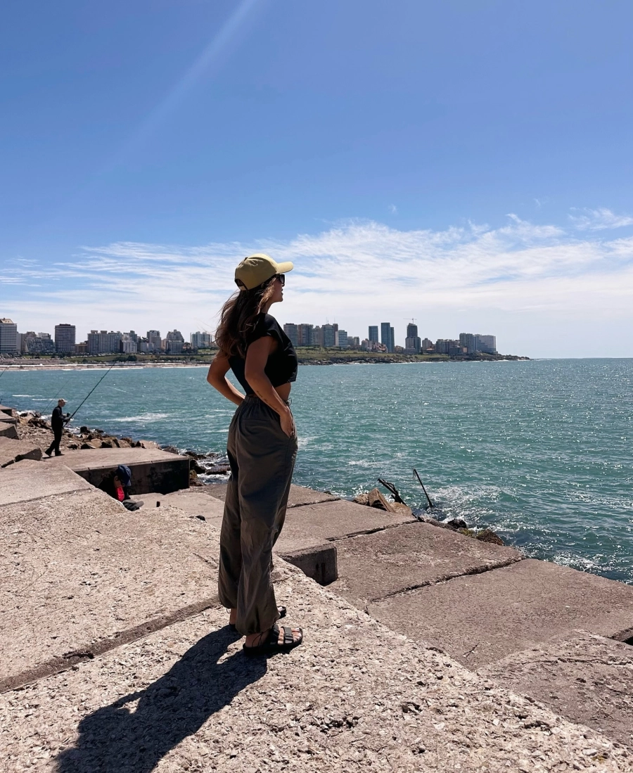 Lourdes S&aacute;nchez en Mar del Plata. Instagram