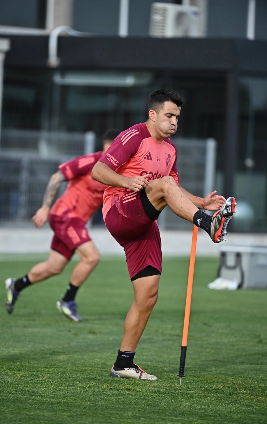 Acuña en el entrenamiento de River.